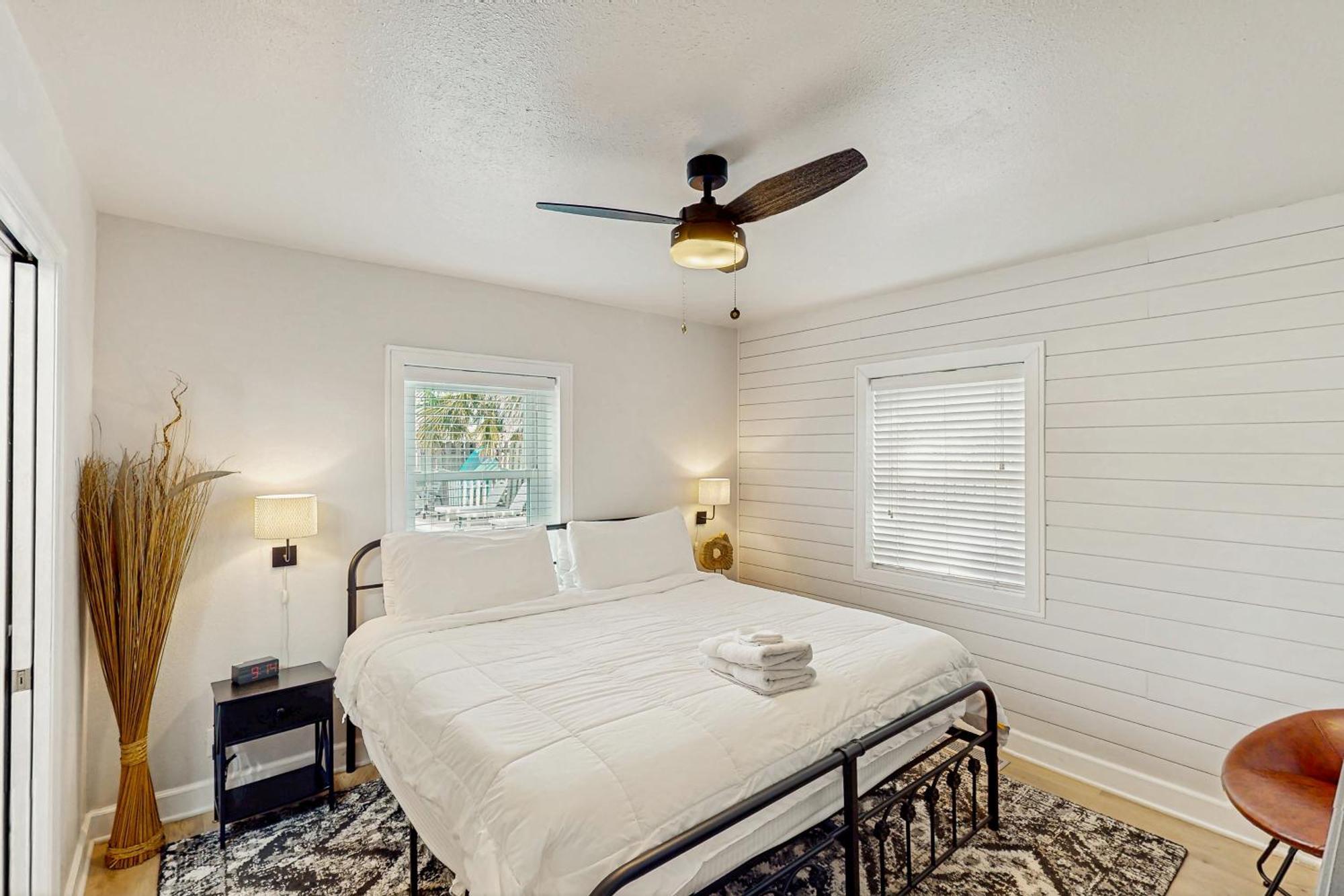 La Playita & Flip Flop Fun Villa St. George Island Room photo
